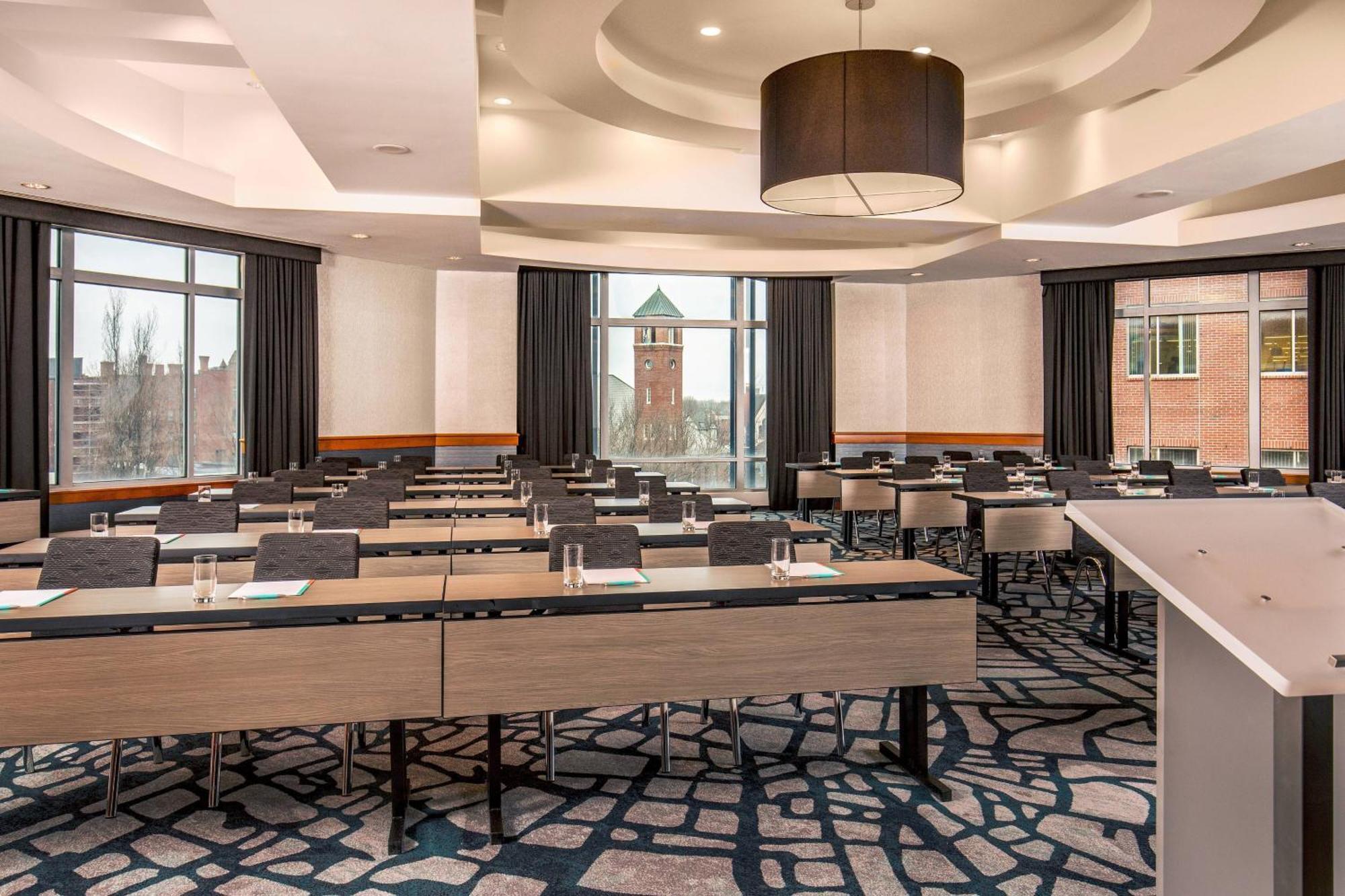 Hotel Le Meridien Boston 4*